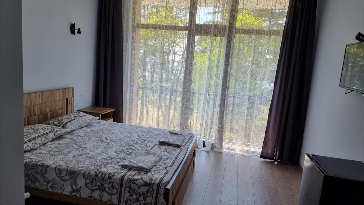 French Hotel 科布列季 外观 照片